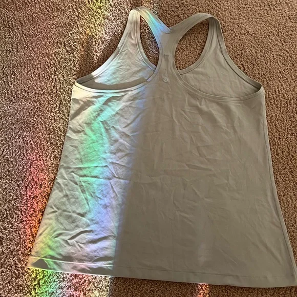 NWOT Lululemon tank - Picture 4 of 4